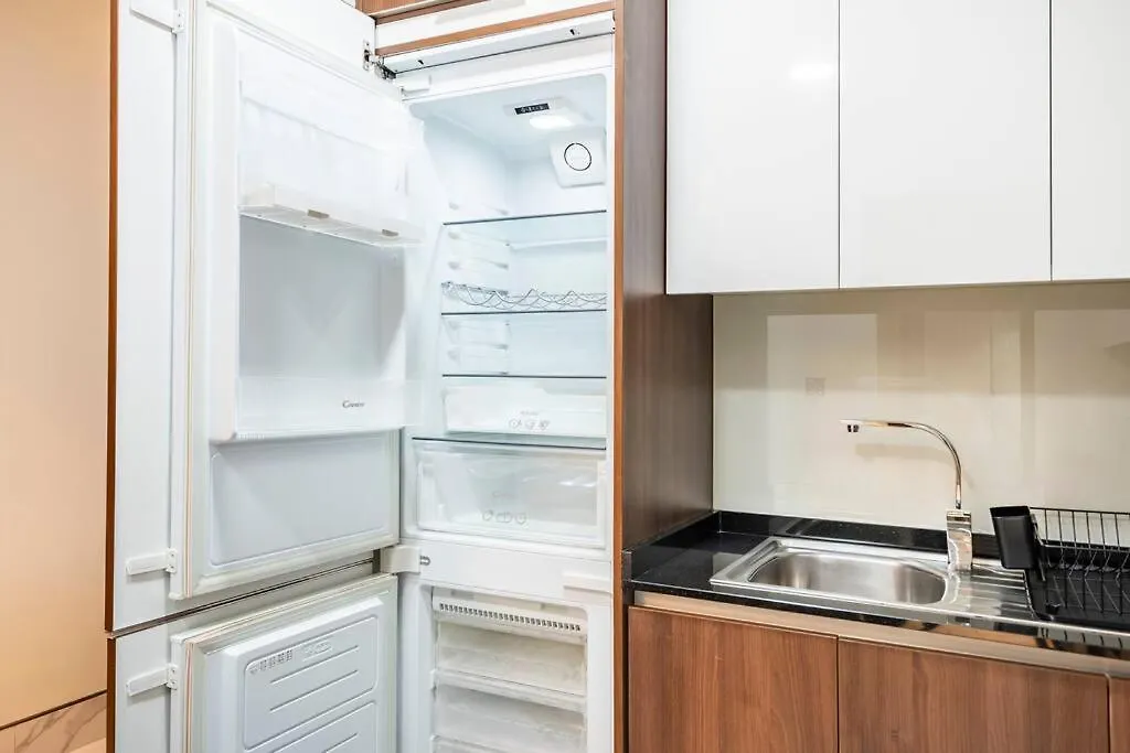 Brand New Chic Studio Apartment Dubai