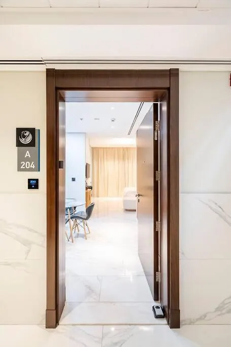 Brand New Chic Studio Apartment Dubai